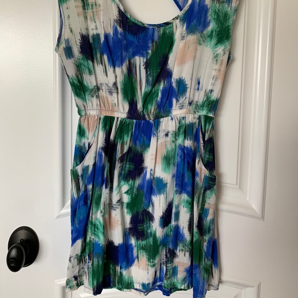 Pattern romper with back cutout
